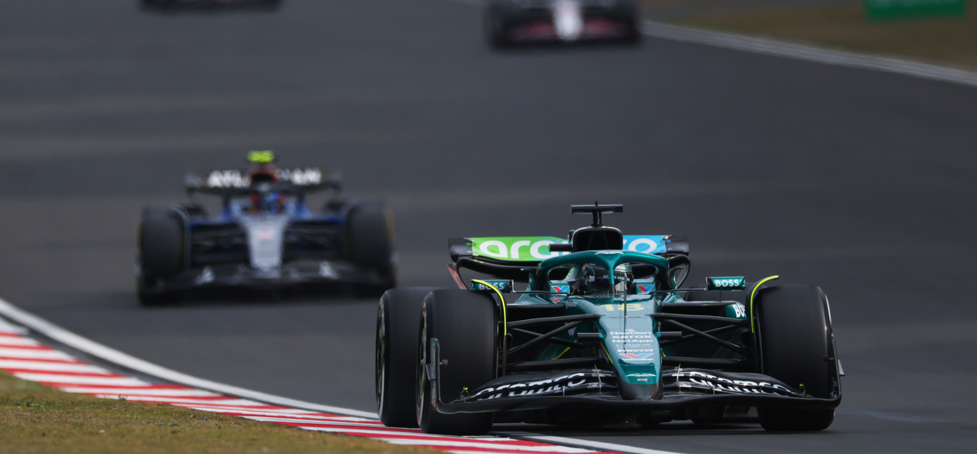 F1 cars 2025 China 