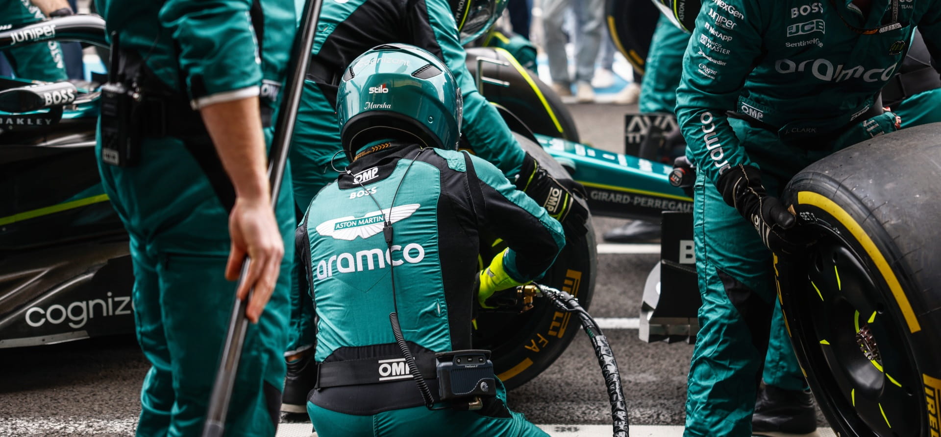 Aston Martin Aramco F1 Team pitstop