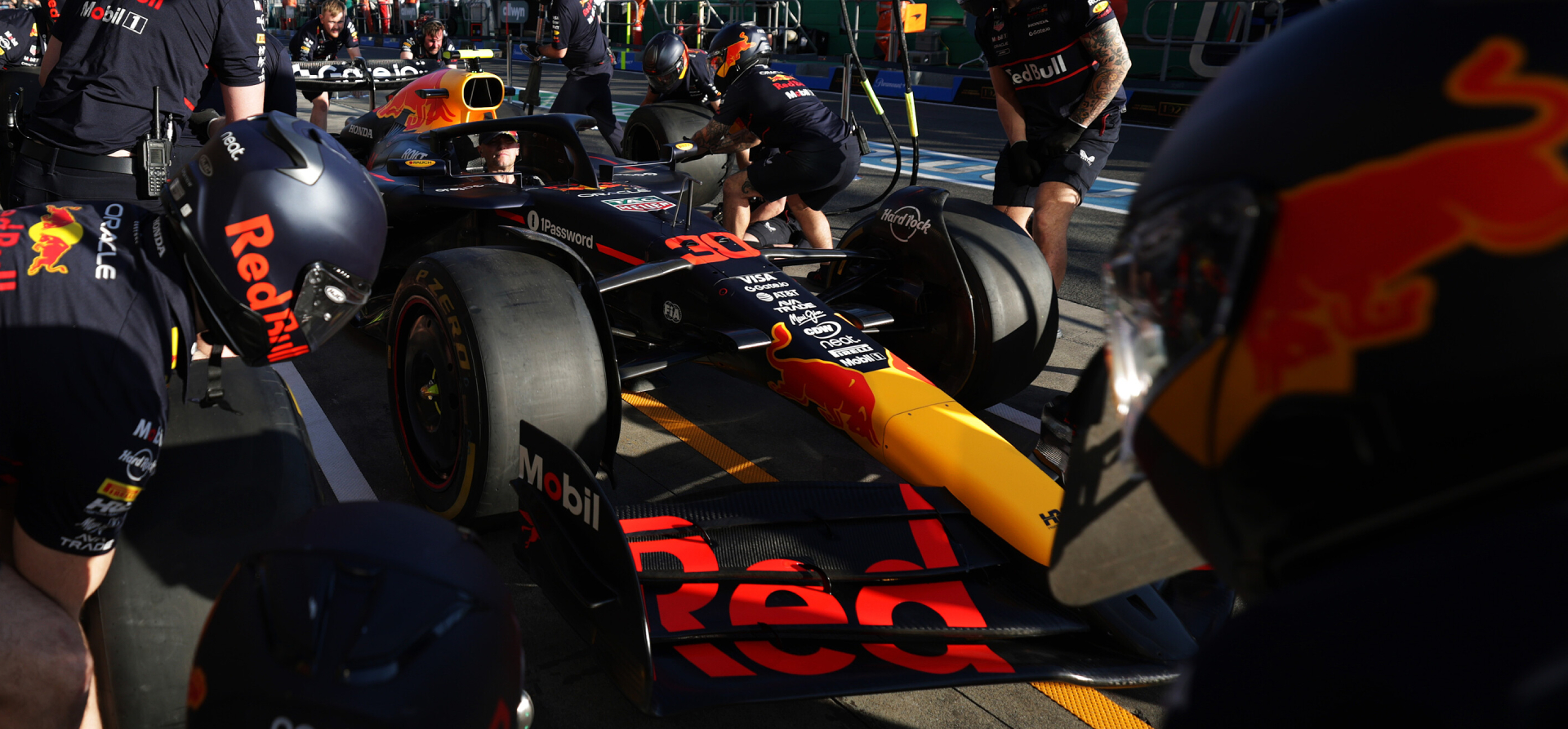 Red Bull F1 pitstop