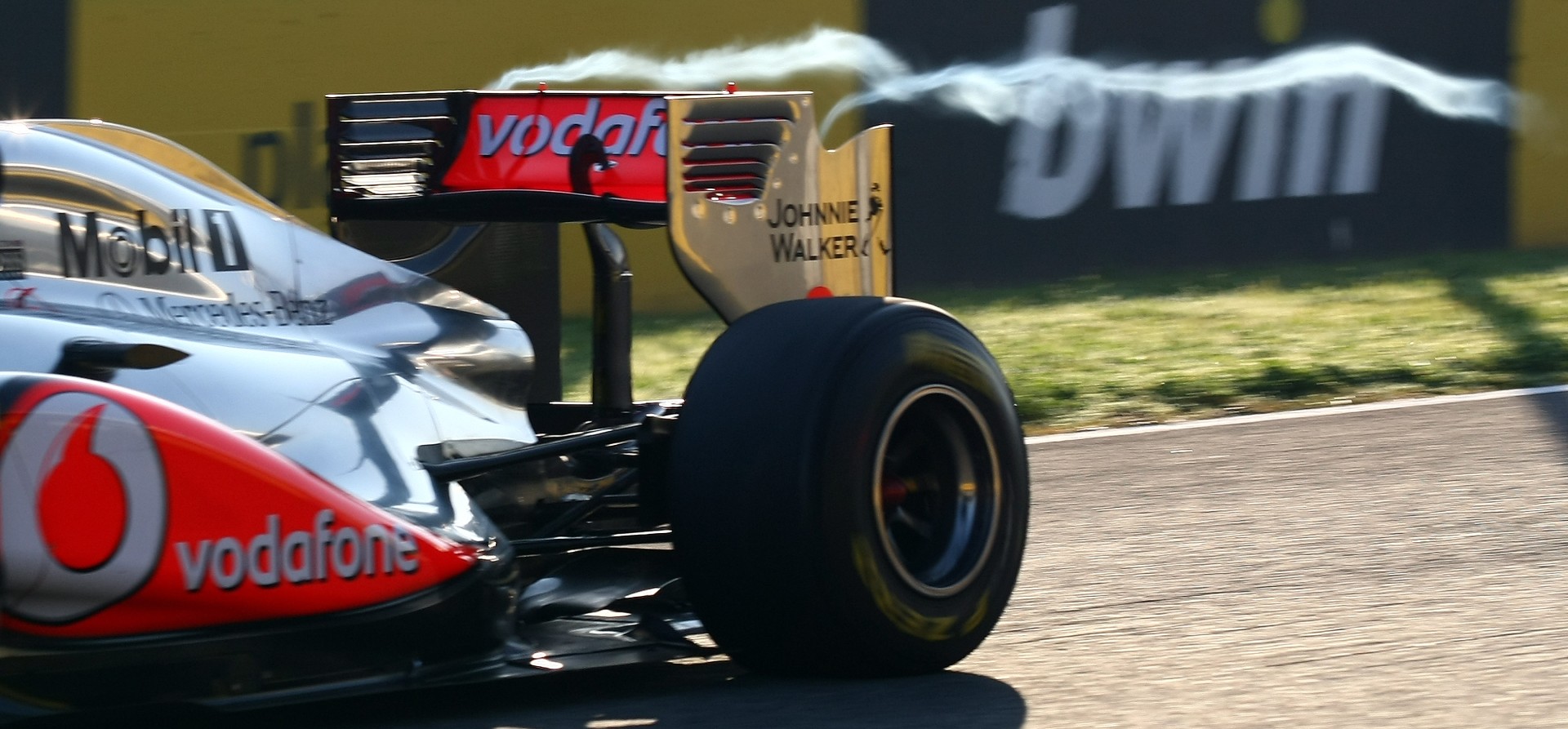 Vortices coming off an F1 car rear wing
