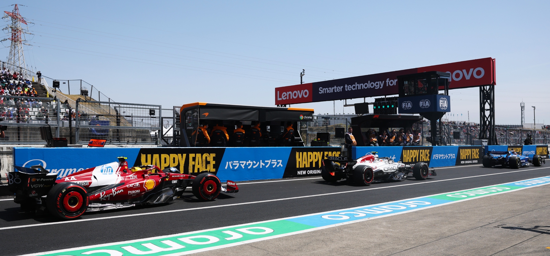 Cars in the pitlane at Suzuka