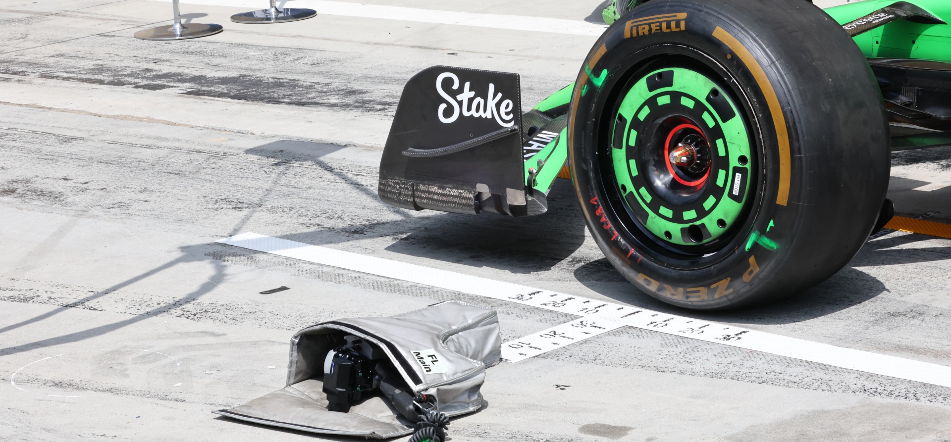 Sauber pit gun F1 2025