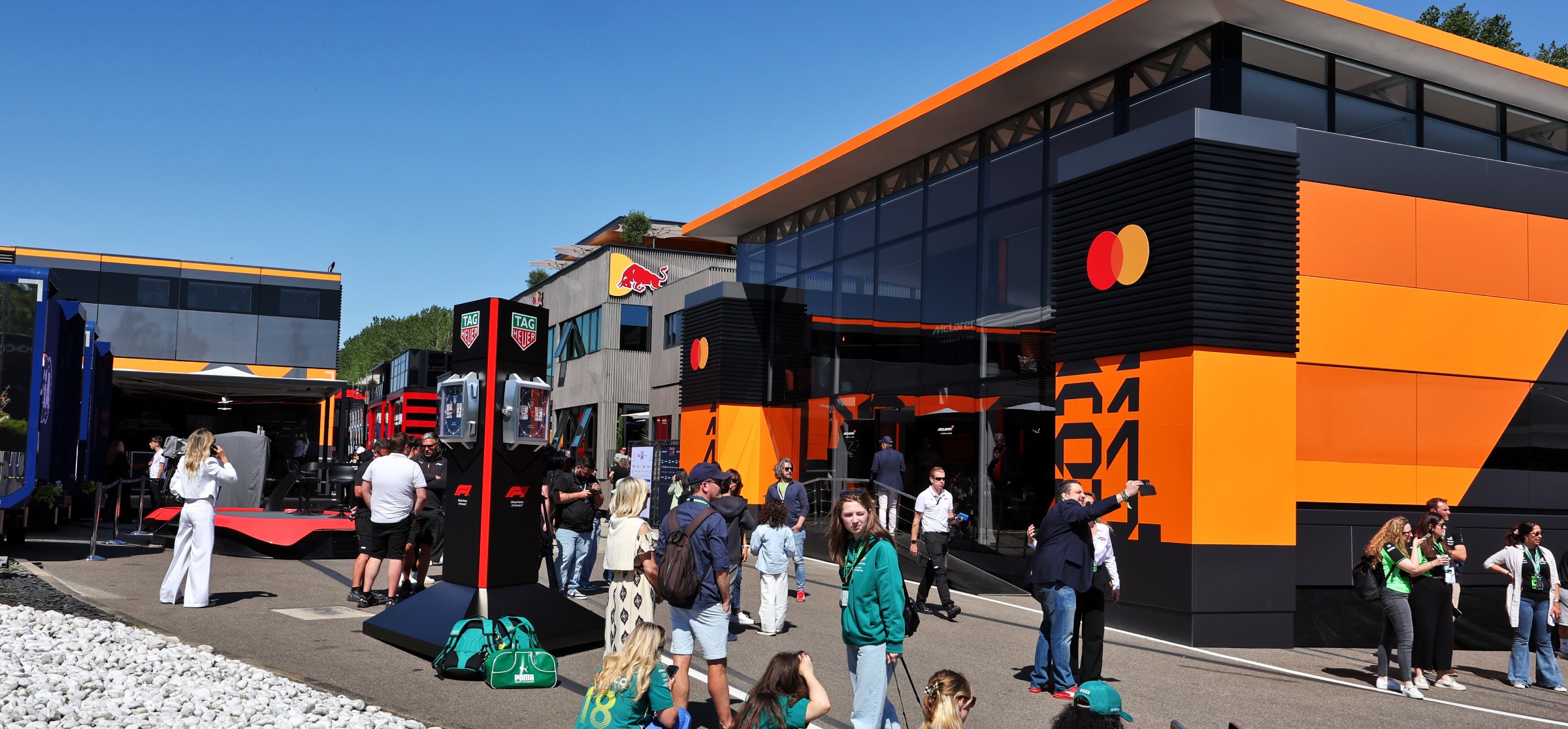 F1 paddock