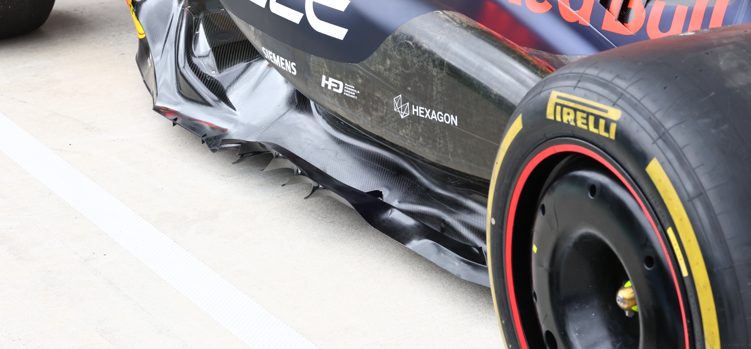 Red Bull F1 floor