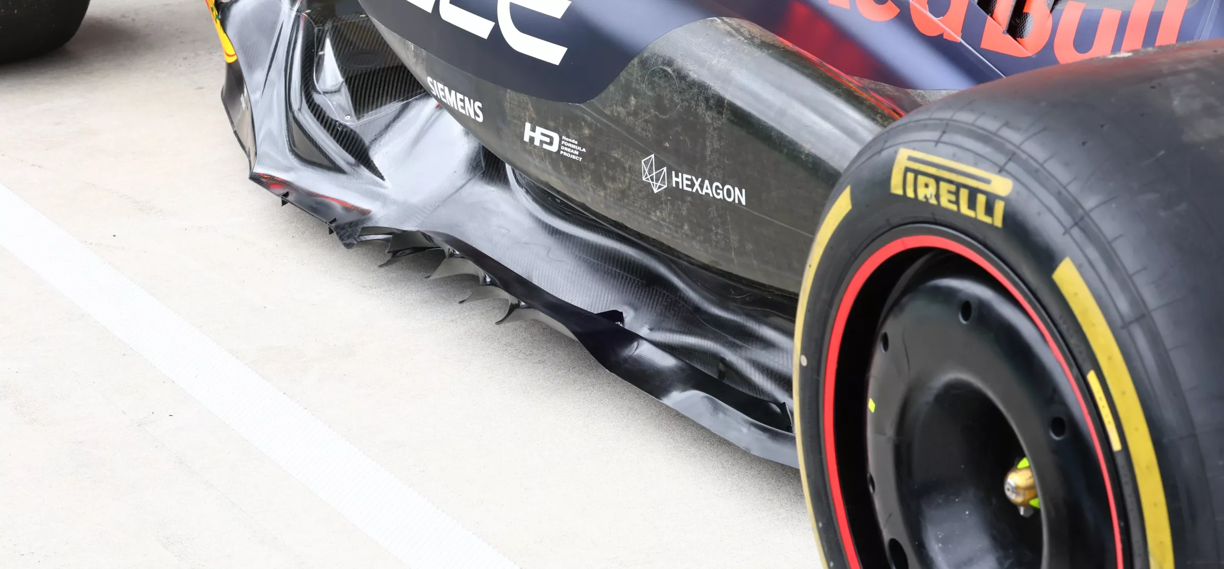 Red Bull F1 floor