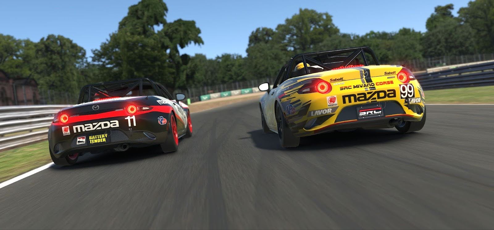 iRacing screenshot of Mazda MX5s