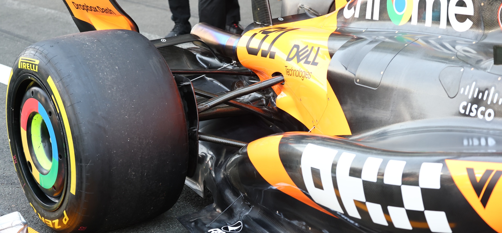 McLaren F1 car coke bottle profile