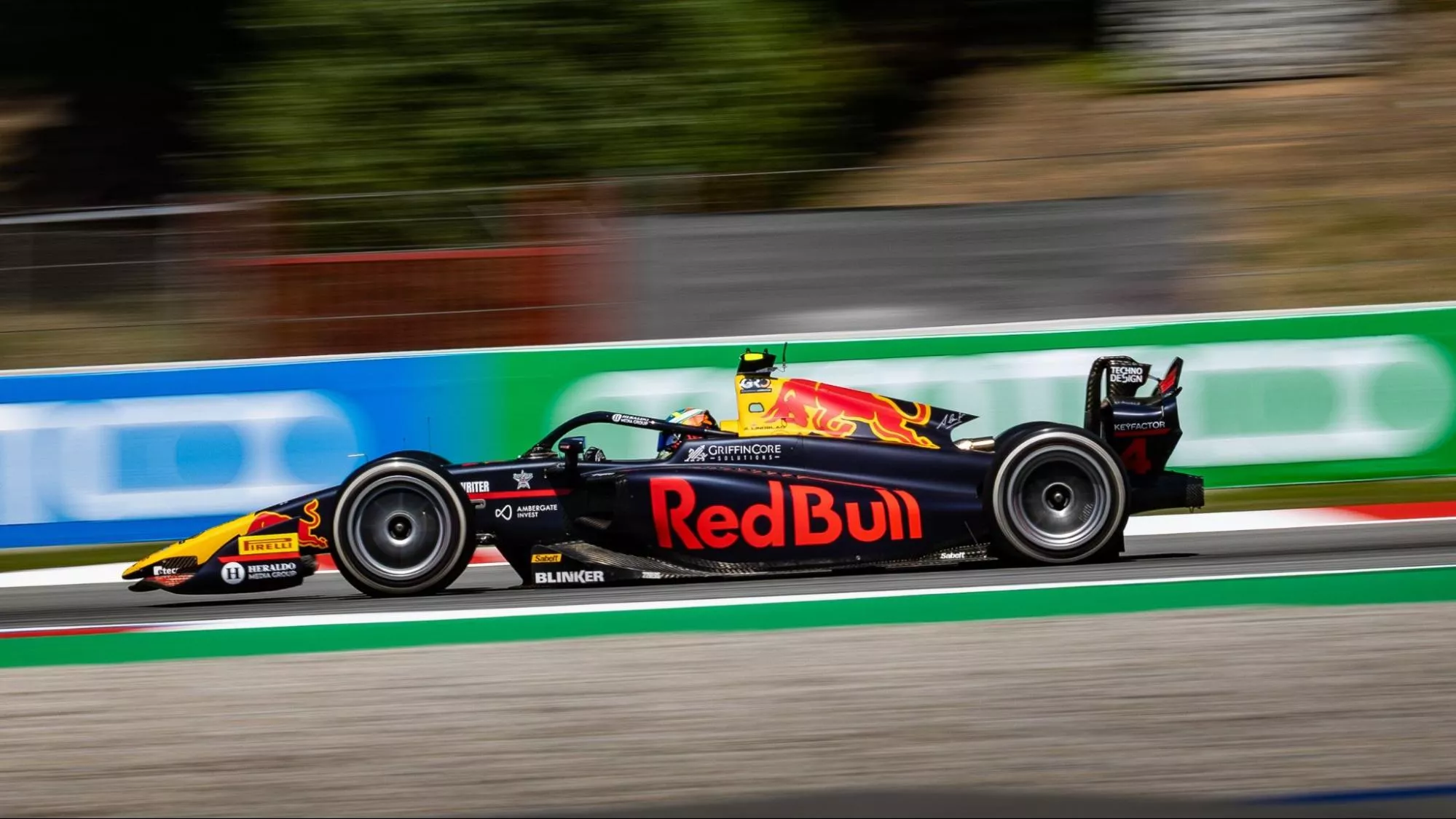 F2 feature race Lindblad Spain 2025