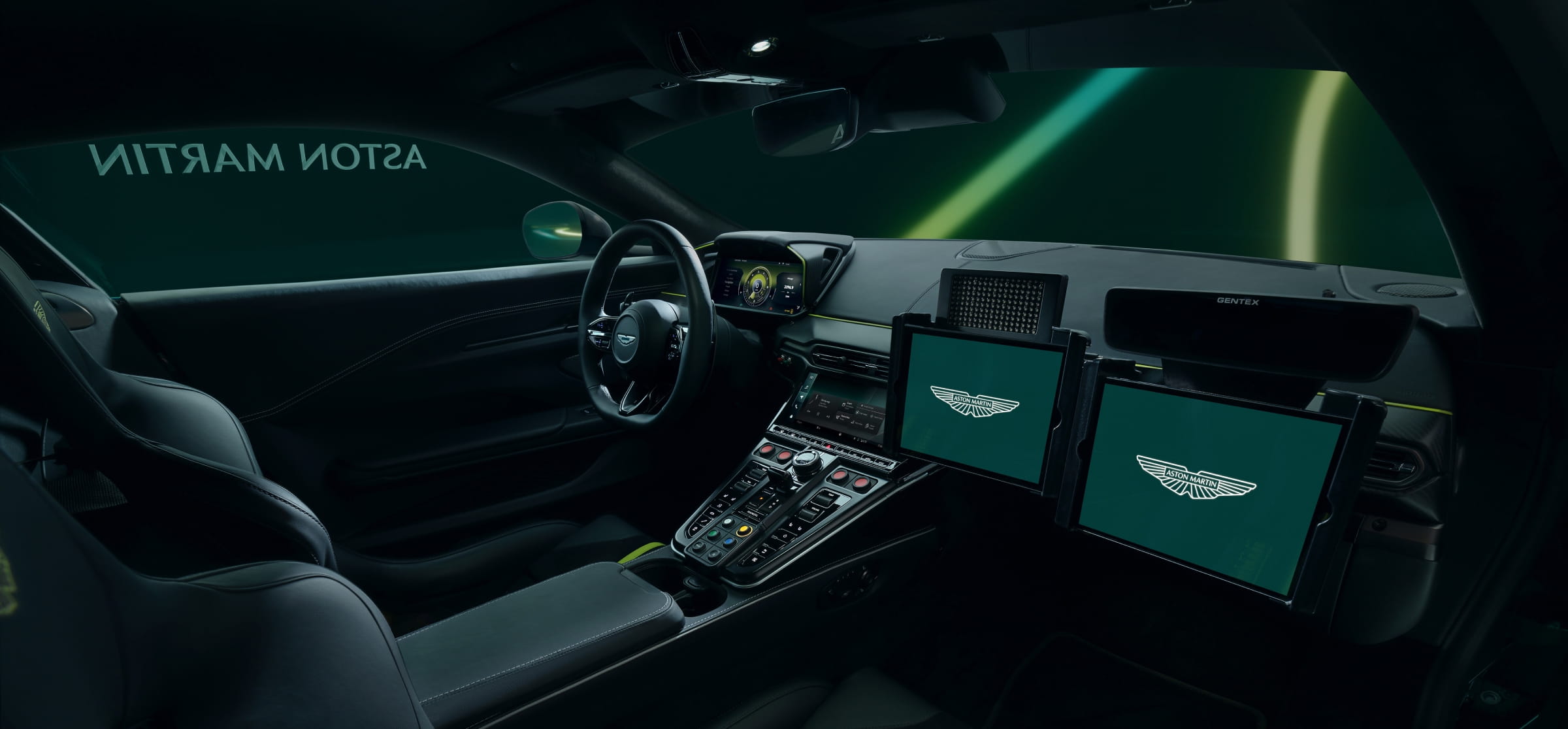 F1 Aston Martin Safety Car 2025