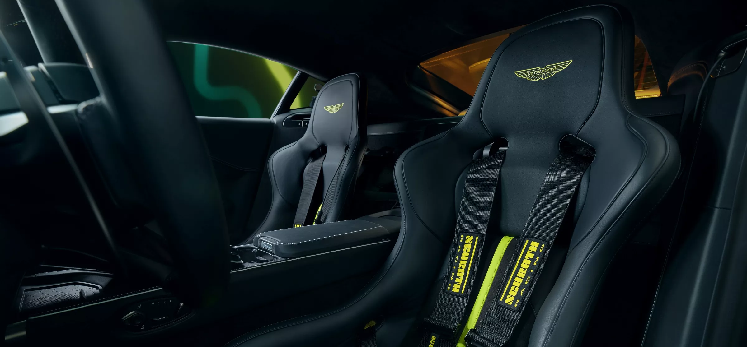F1 Aston Martin Safety Car 2025