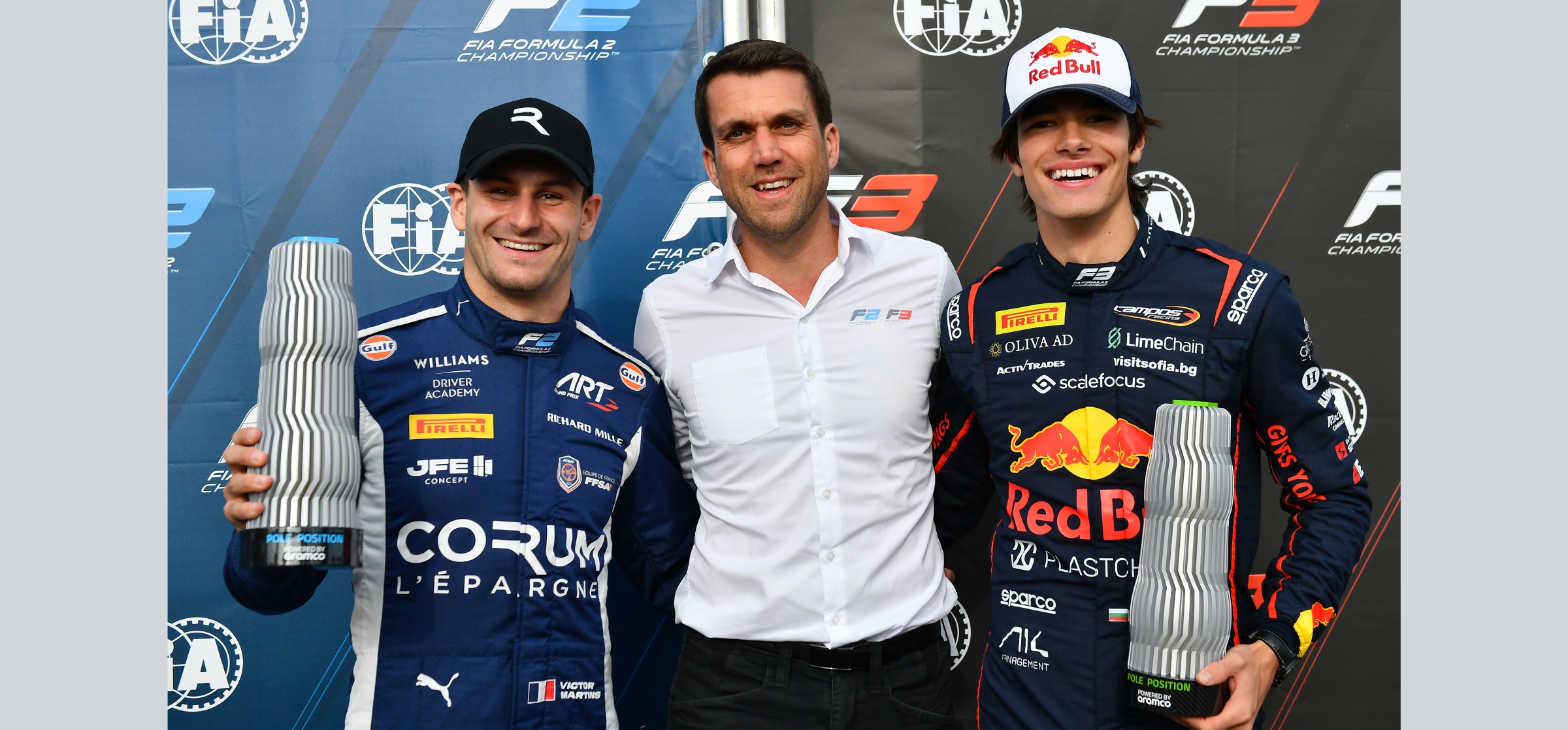 Pierre Alain Michot hands out an Aramco Pole Position Award