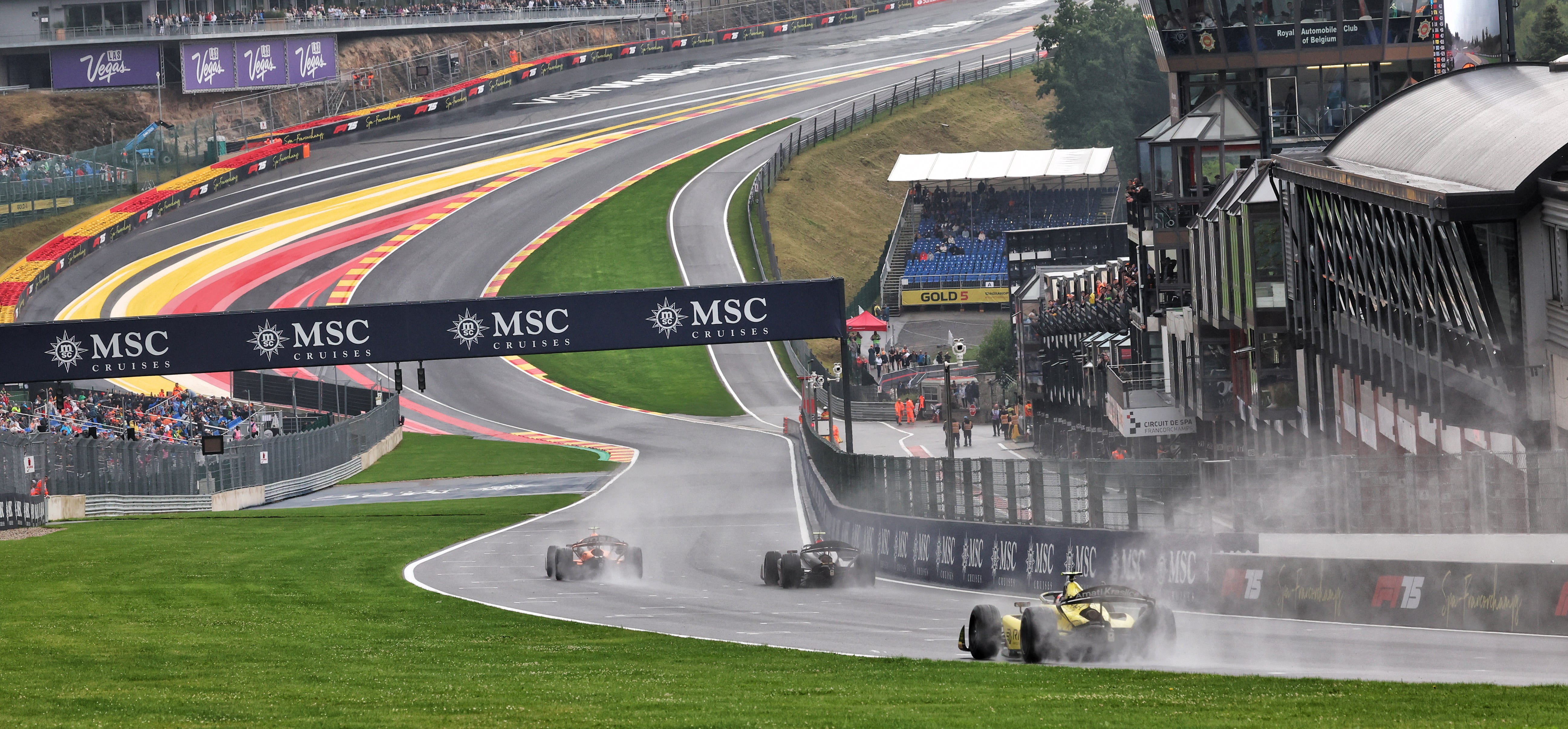F2 cars in the rain at Belgium
