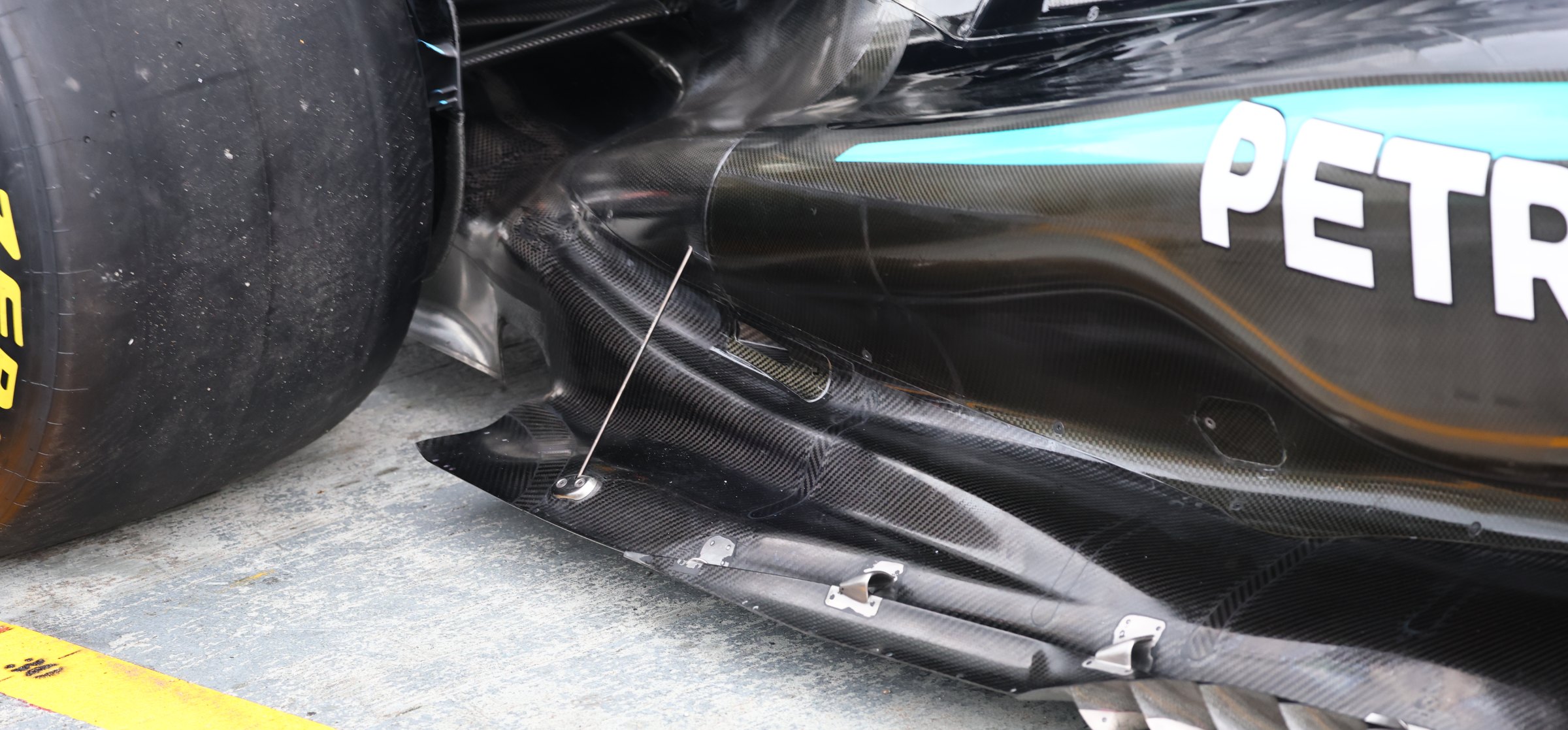 2025 F1 Mercedes car floor