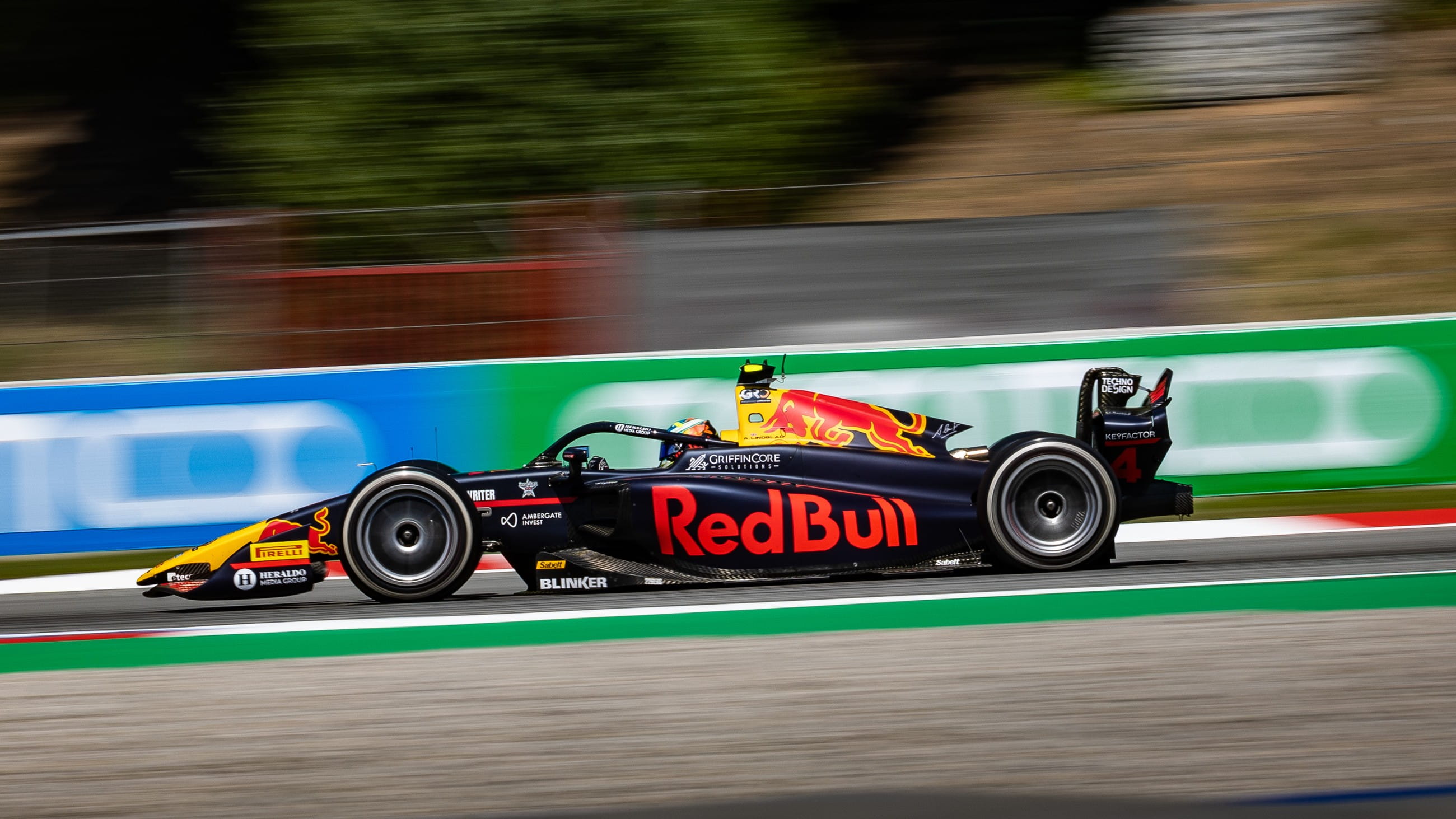 Arvid Lindblad F2 car 2025