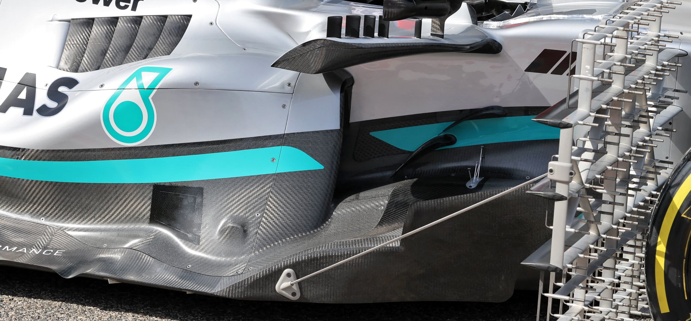 Mercedes 'zero' sidepods