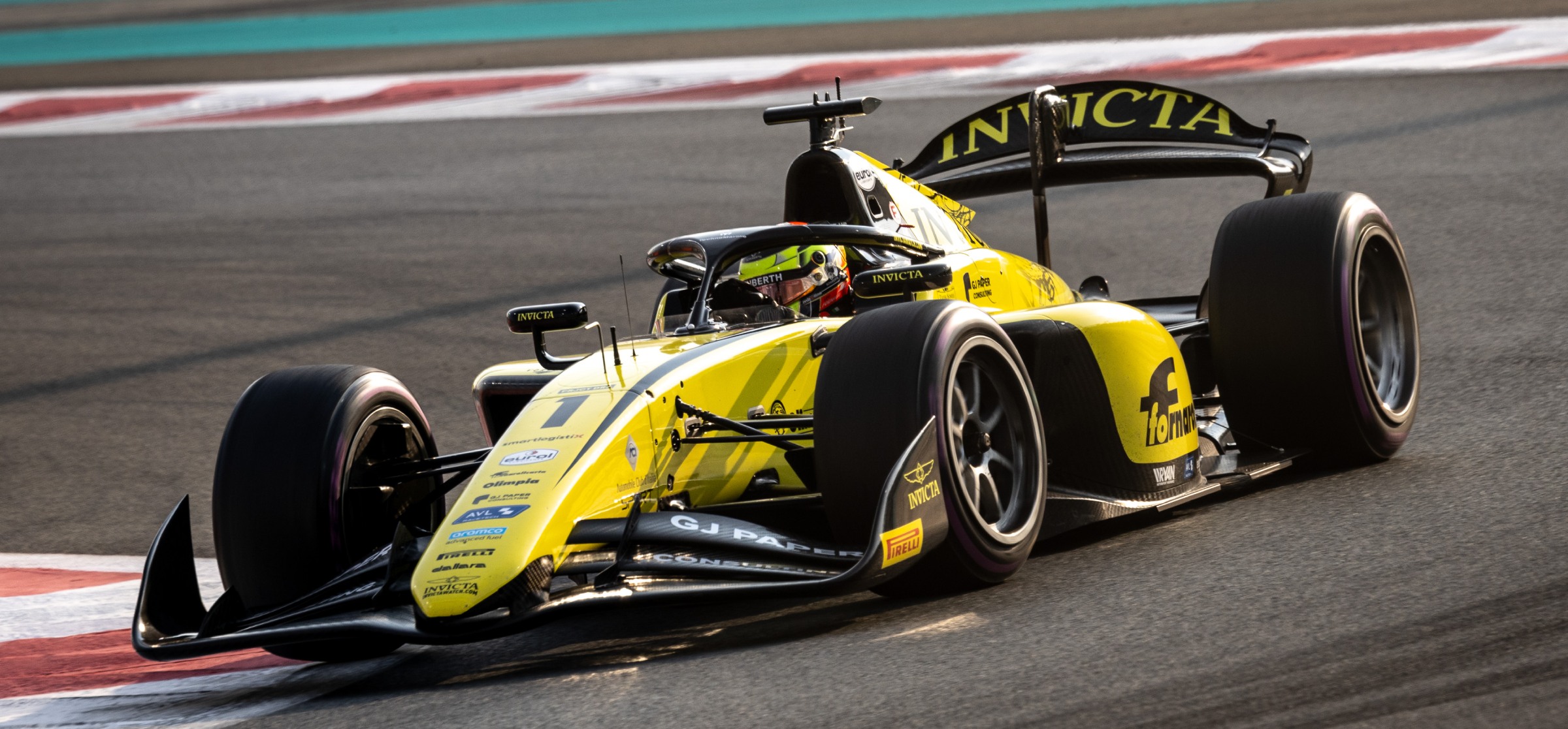 Leonardo Fornaroli (ITA) Invicta Racing.05.12.2025. Formula 2 Championship, Rd 14, Yas Marina Circuit, Abu Dhabi, UAE, Friday.- www.xpbimages.com, EMail: requests@xpbimages.com Copyright: XPB Images