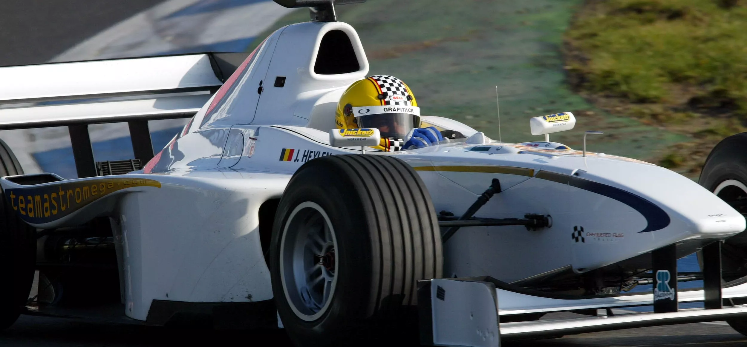 F3000 car