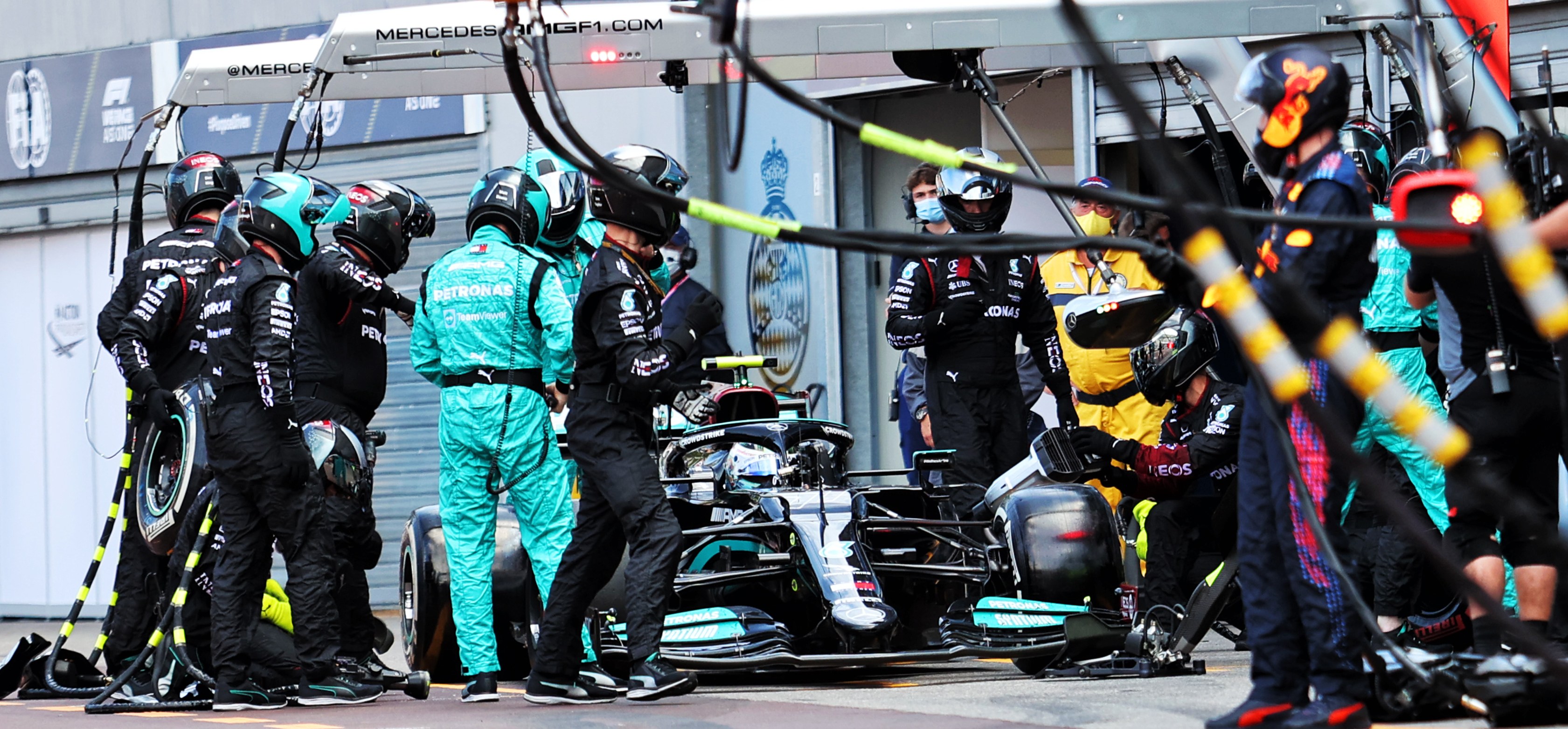 F2 pitstop