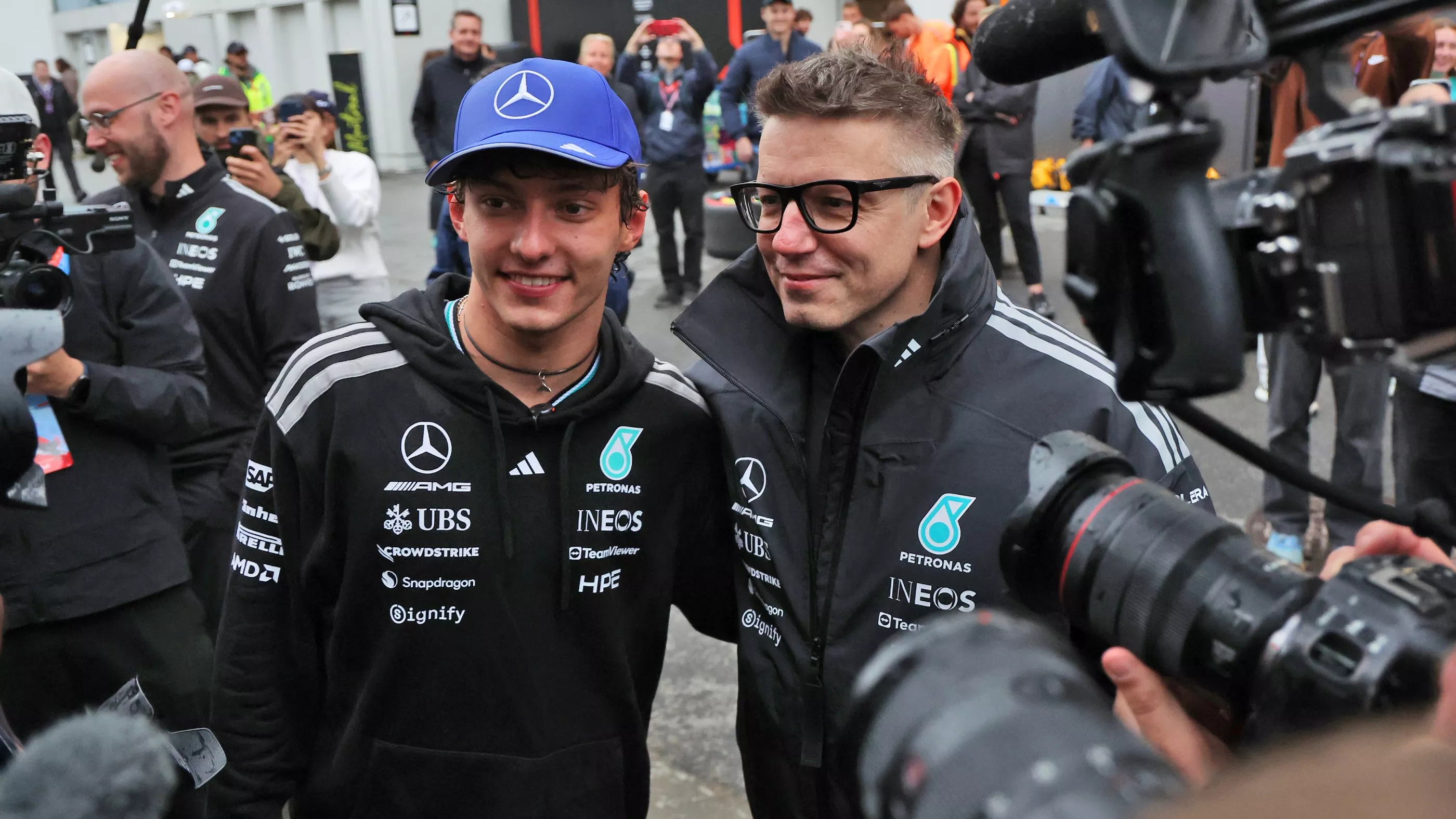 Kimi Antonelli and Bono